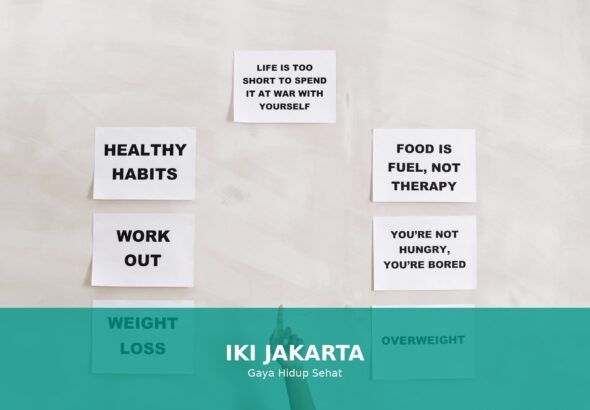 Ilustrasi kebiasaan sehat untuk menjaga berat badan