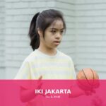 Ilustrasi anak yang beradaptasi dengan lingkungan baru