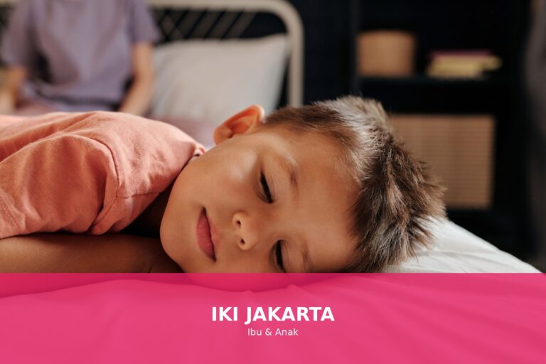 Anak tidur nyenyak dalam suasana yang nyaman