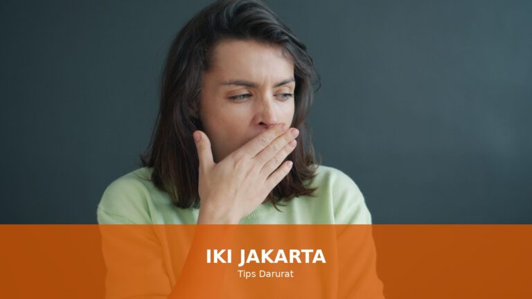 Ilustrasi tips darurat mengatasi muntah dengan cara alami dan efektif.
