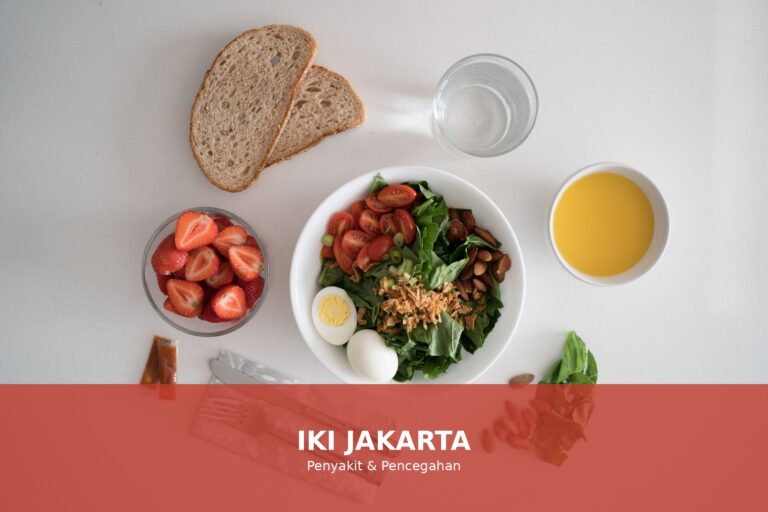 Ilustrasi tentang kebiasaan sehat untuk menjaga kolesterol