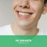 Ilustrasi gigi sehat dan bersih, mencerminkan pentingnya menjaga kesehatan gigi.