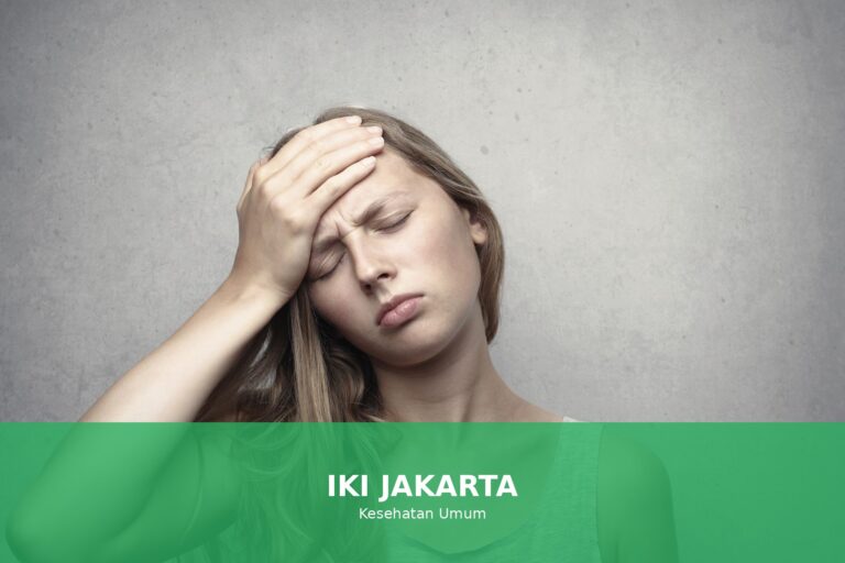 Ilustrasi sakit kepala yang menggambarkan seseorang yang mengalami nyeri di kepala