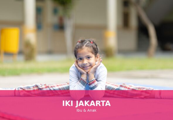 Anak bermain dengan kebiasaan sehat