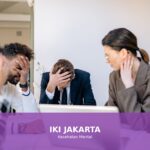 Ilustrasi manajemen stres yang menunjukkan cara menjaga kesehatan mental dengan kebiasaan baik.