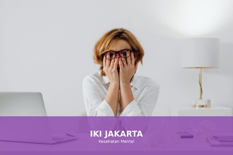 Ilustrasi seseorang yang merasa cemas dan mencari ketenangan