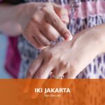 Ilustrasi tips mengatasi luka bakar secara darurat.